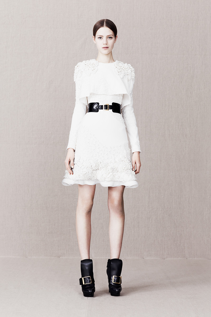 Look da coleção pre-fall 2013 Alexander McQueen