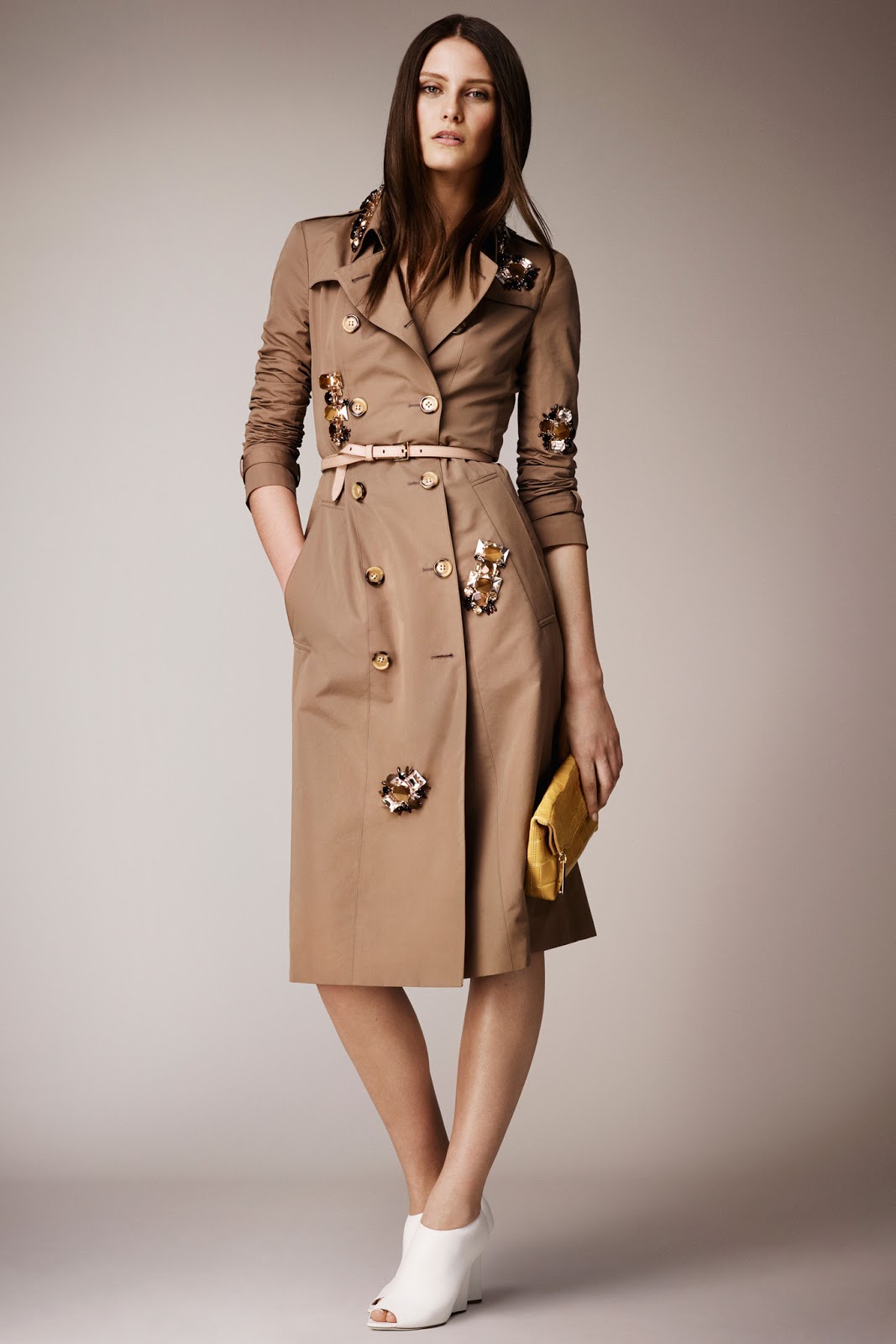 Burberry_020_1366.1366x2048