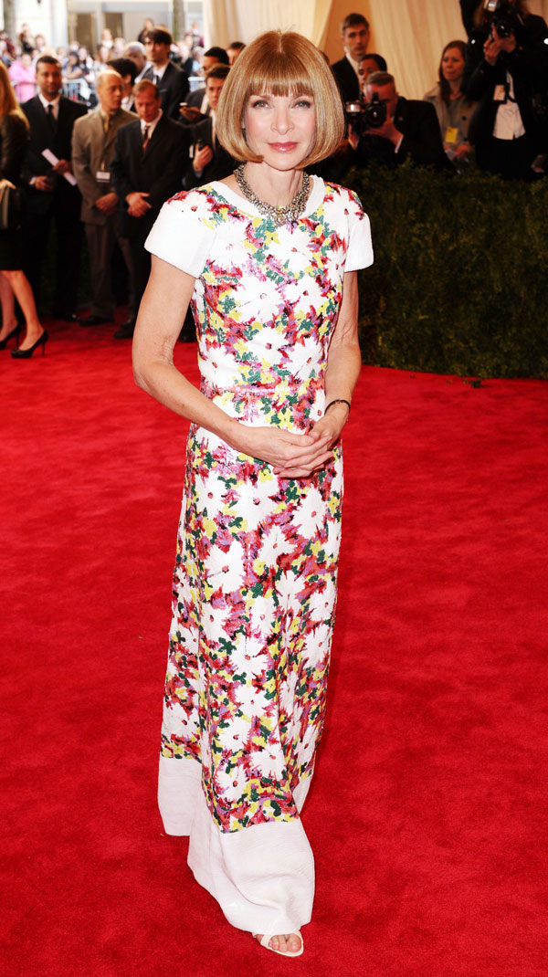 Anna Wintour com vestido Chanel