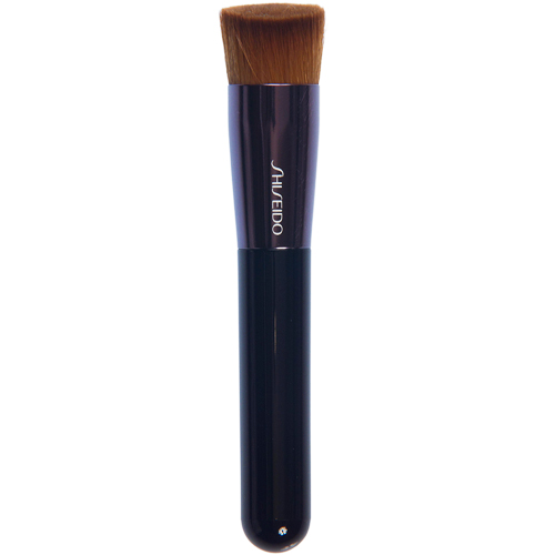 {92C8848E-7B60-4C9D-A162-1F4C2F754924}_shiseido-perfect-foundation-brush_500px